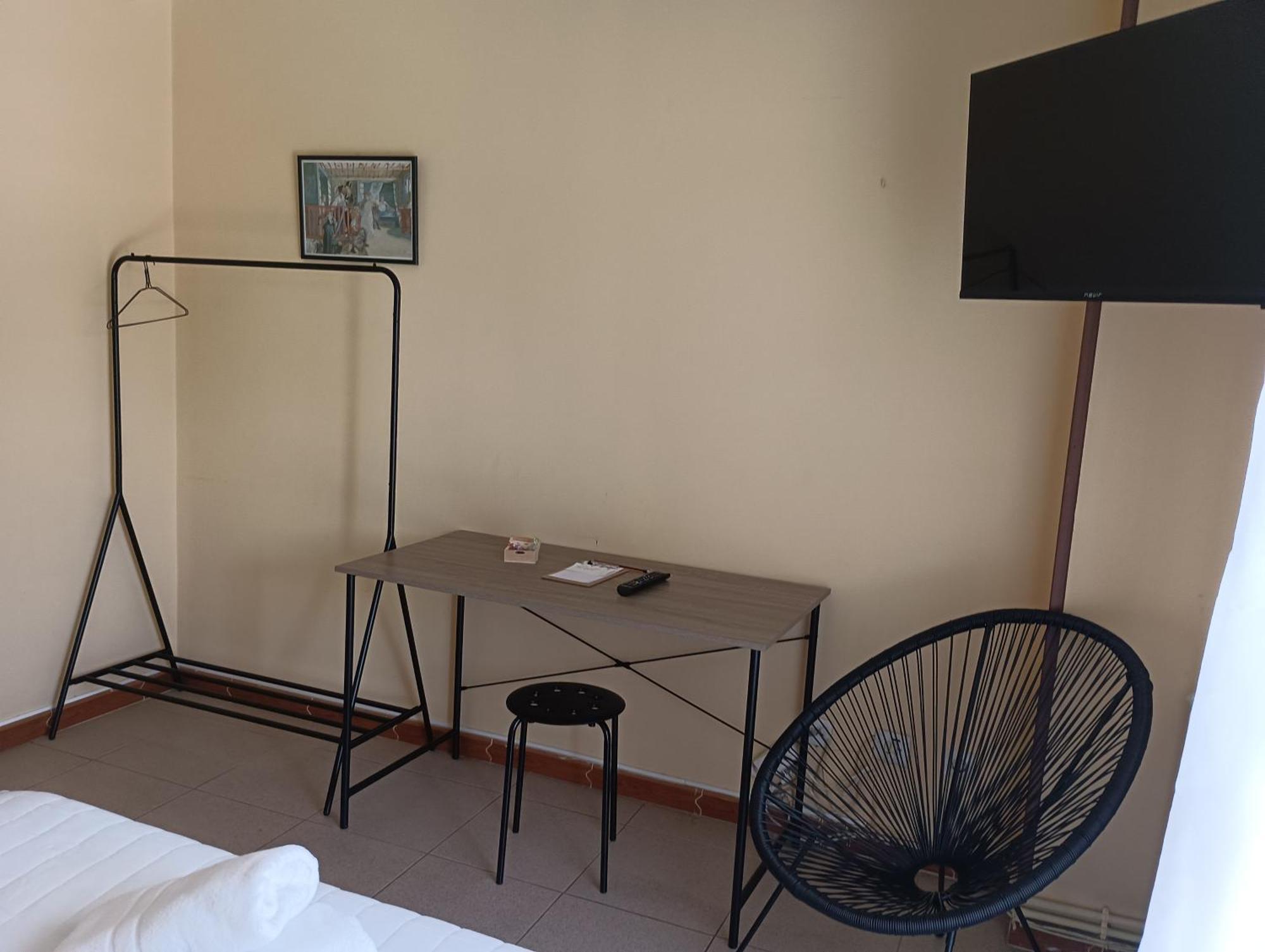 Hostal Pension Mar De Plata Lugo Exterior photo